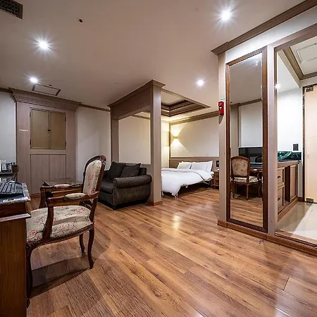Hotel Cullinan Yongin Exterior photo