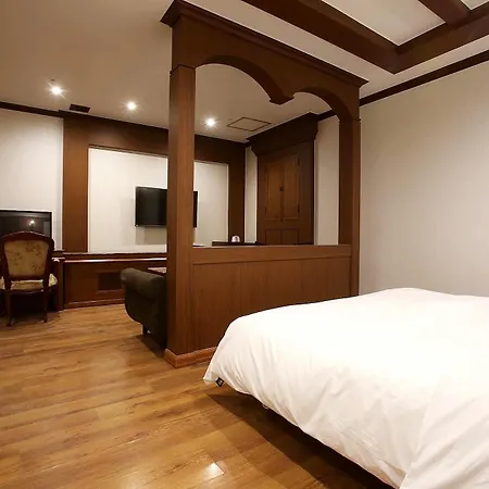 Hotel Cullinan Yongin Exterior photo
