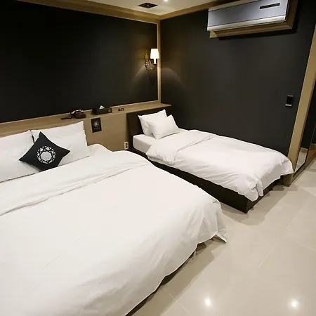 Hotel Cullinan Yongin Exterior photo